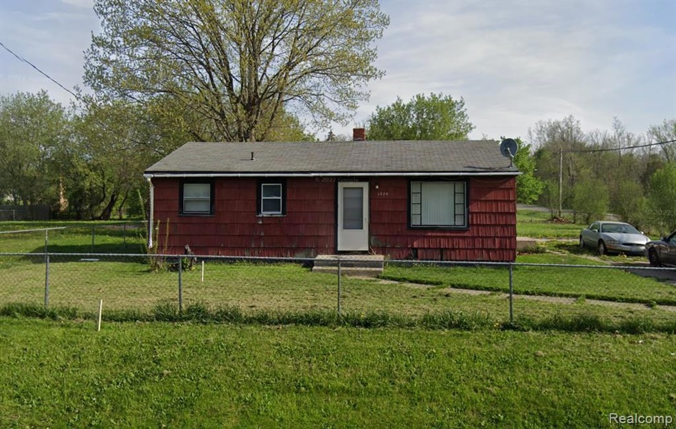 1325 E Yale Ave, Flint, MI 48505 - photo 1