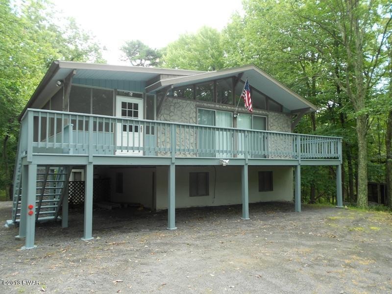 403 Canoe Brook Dr, Milford, PA 18337 - photo 1