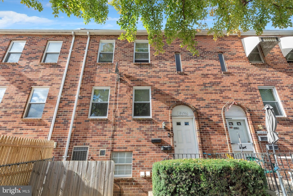 12090 Abby Rd, Philadelphia, PA 19154 - photo 1