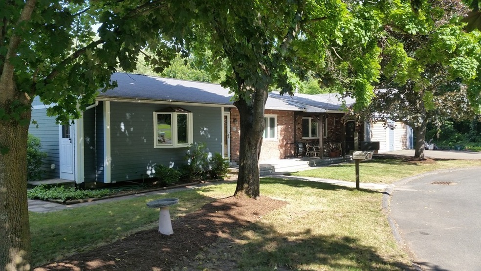 27 Edison Dr, South Hadley, MA 01075 - photo 1