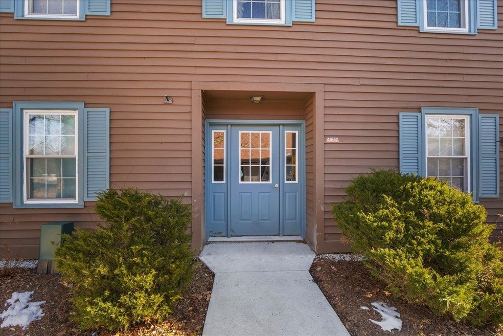 52 Twin Oaks Terrace, South Burlington, VT 05403 - photo 1