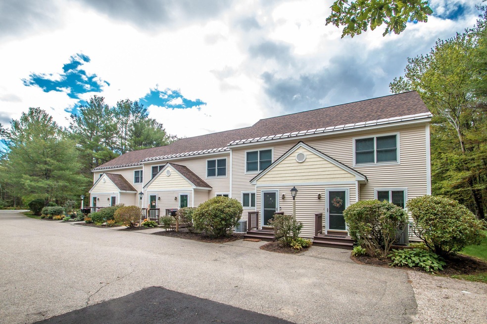 72 Evergreen Dr unit 16, North Conway, NH 03860 - photo 1