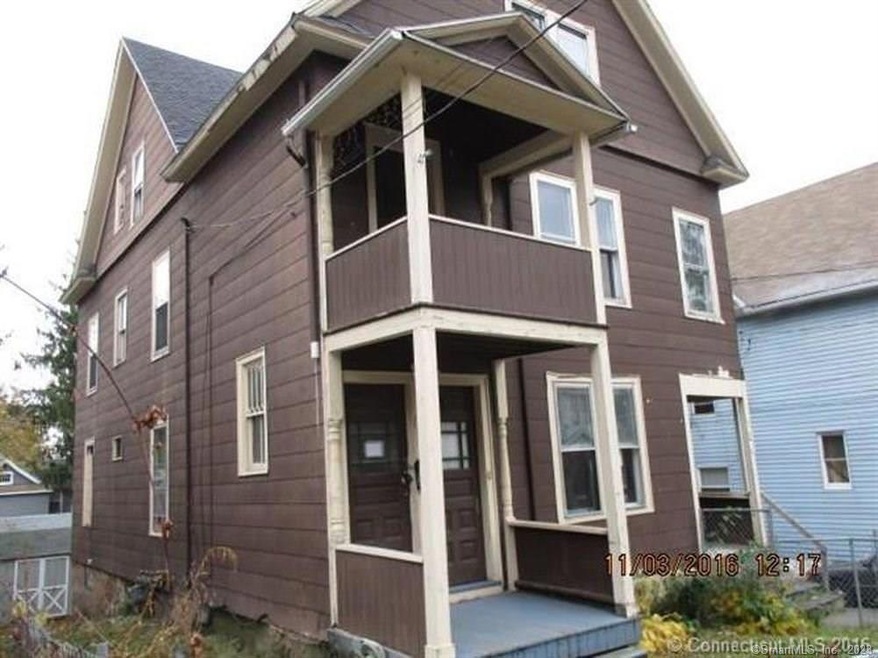 136 Griggs St unit 1, Waterbury, CT 06704 - photo 1