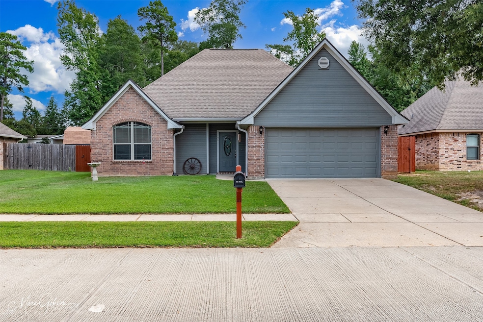 190 Bent Tree Loop, Haughton, LA 71037 - photo 1