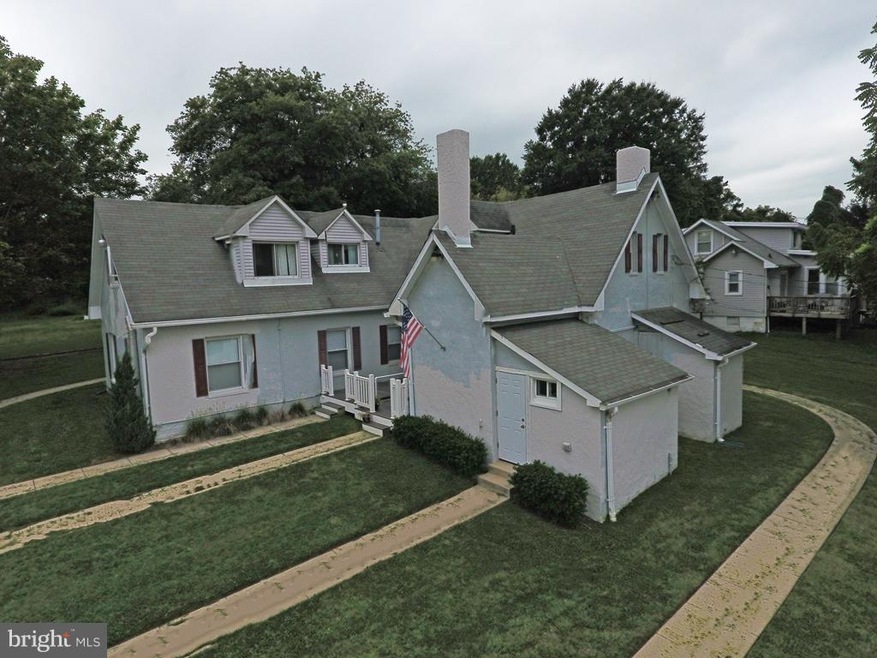 2817 Rose Ave, Halethorpe, MD 21227 - photo 1