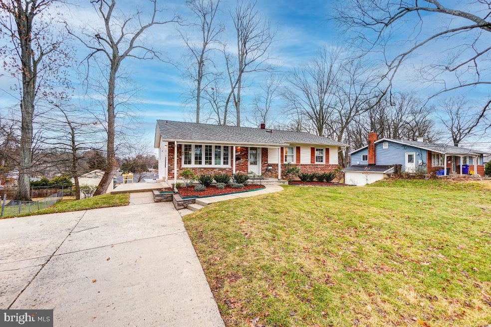 4104 Landgreen St, Rockville, MD 20853 - photo 1