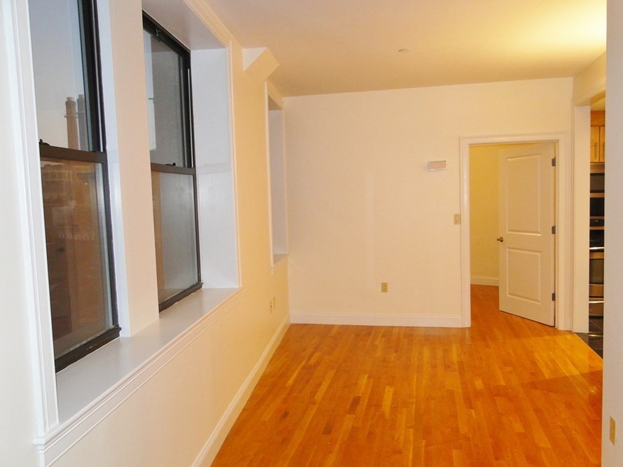 42 Beach St unit 5D, Boston, MA 02111 - photo 1