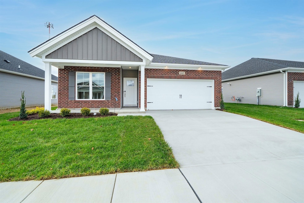2447 Watson Cir, Owensboro, KY 42301 - photo 1