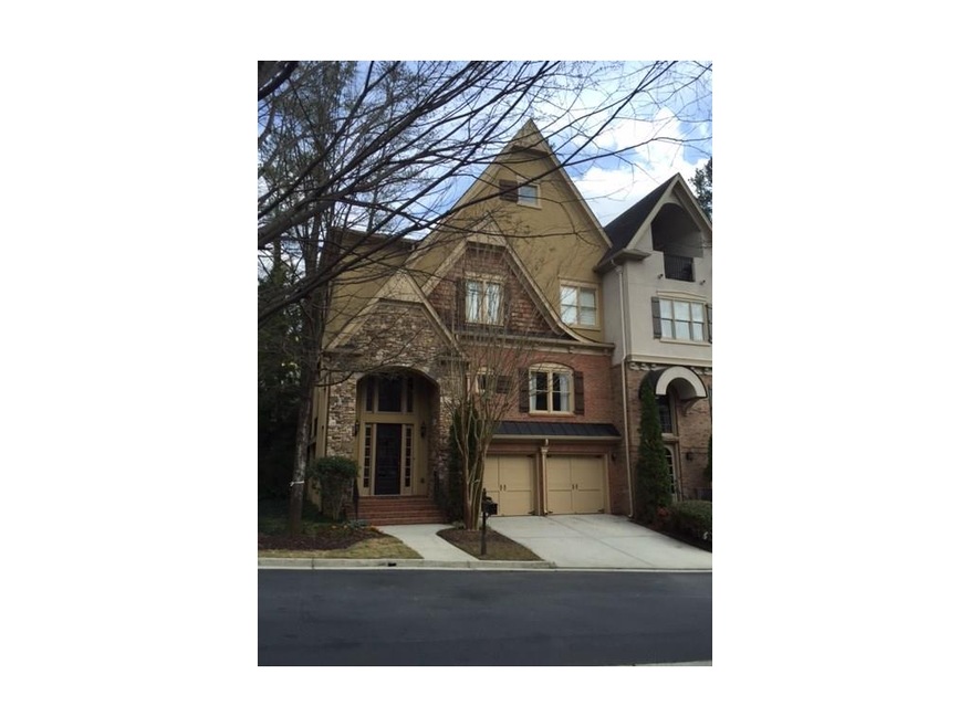 Stunning Brookhaven townhome in a private gated co