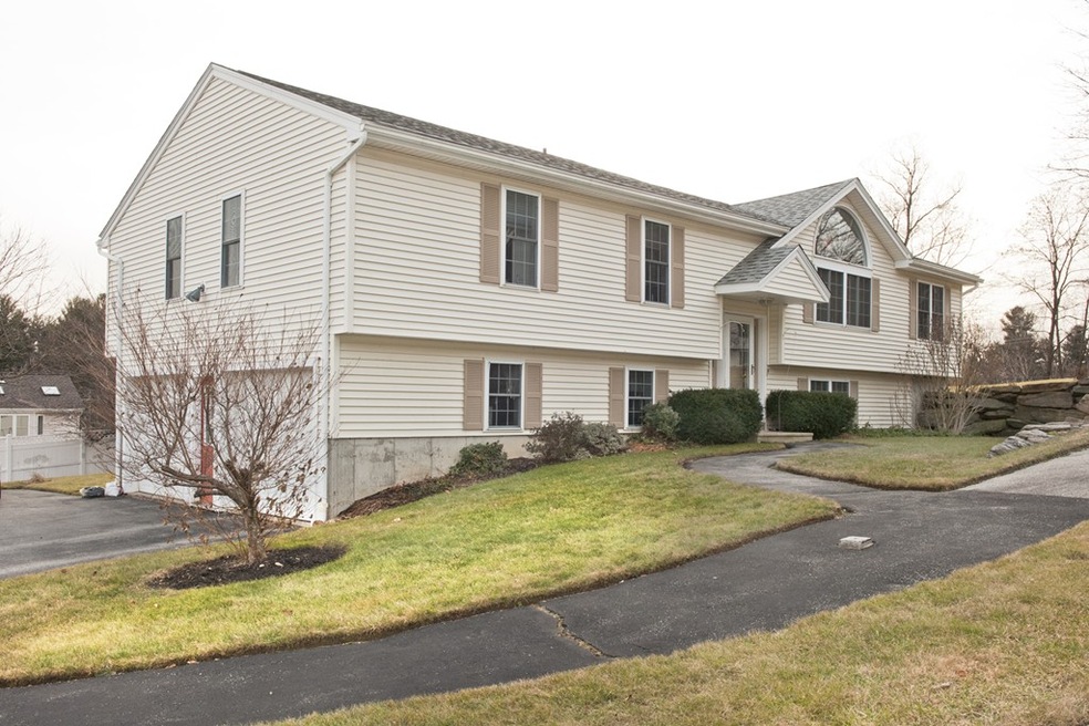 3 Pinebrook Ln, Worcester, MA 01609 - photo 1