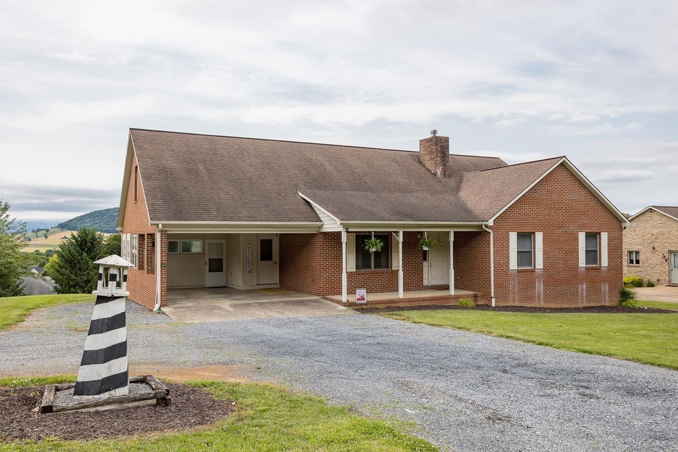 644 Erickson Ave, Harrisonburg, VA 22801 - photo 1