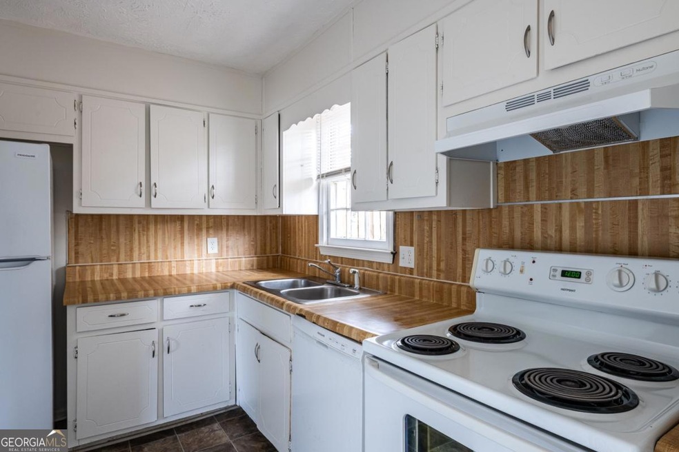 582 Downing St, Lawrenceville, GA 30046 - photo 1