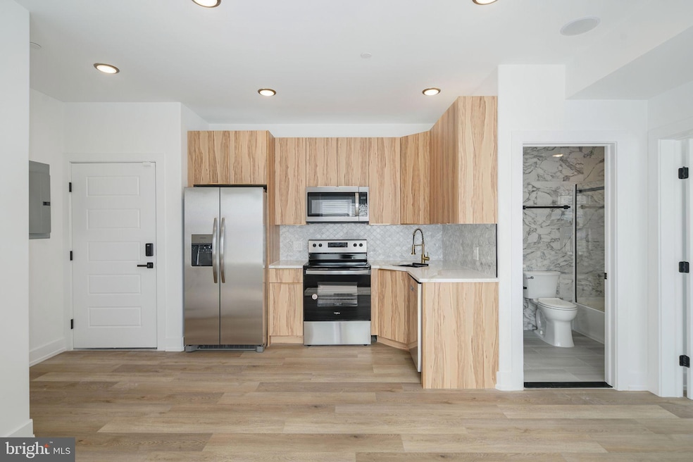 2000 N Front St unit 9, Philadelphia, PA 19122 - photo 1