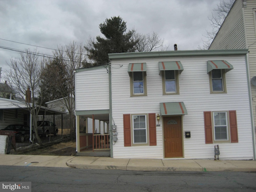 322 E Franklin St, Hagerstown, MD 21740 - photo 1