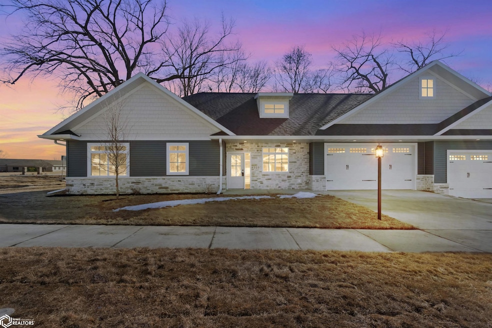 313 27th Place S, Clear Lake, IA 50428 - photo 1