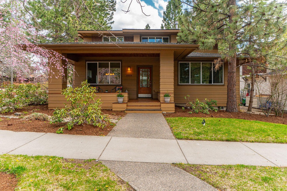 2509 NW Lemhi Pass Dr, Bend, OR 97701 - photo 1