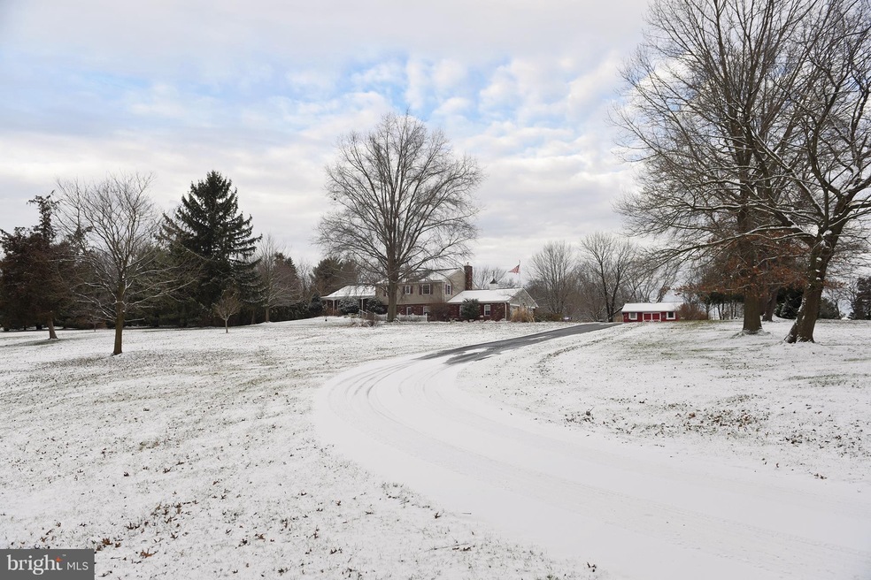 407 Reitnour Rd, Spring City, PA 19475 - photo 1