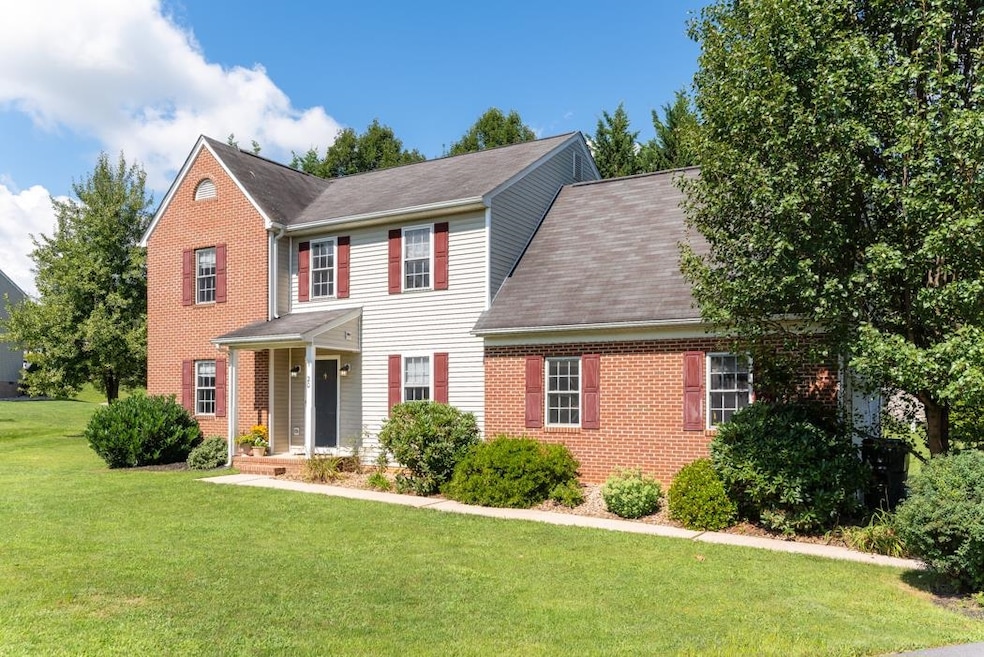 20 Friar Tuck Ct, Waynesboro, VA 22980 - photo 1