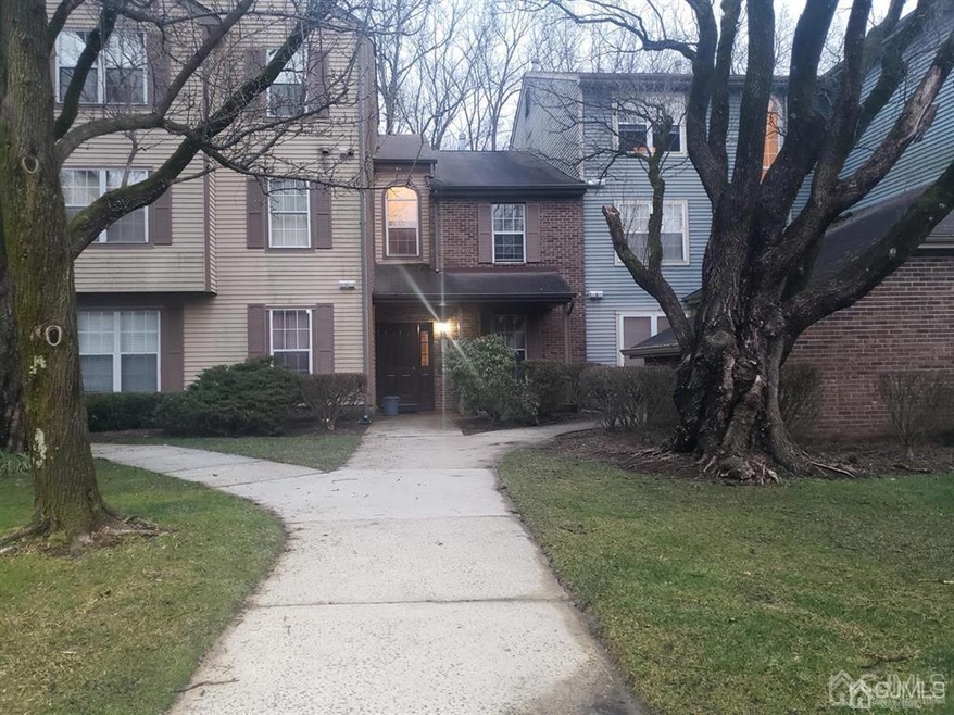 6062 Cedar Ct unit 6062, Monmouth Junction, NJ 08852 - photo 1