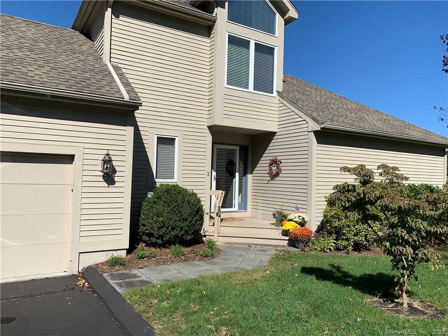 3 Elizabeth Ct unit 3, Mystic, CT 06355 - photo 1