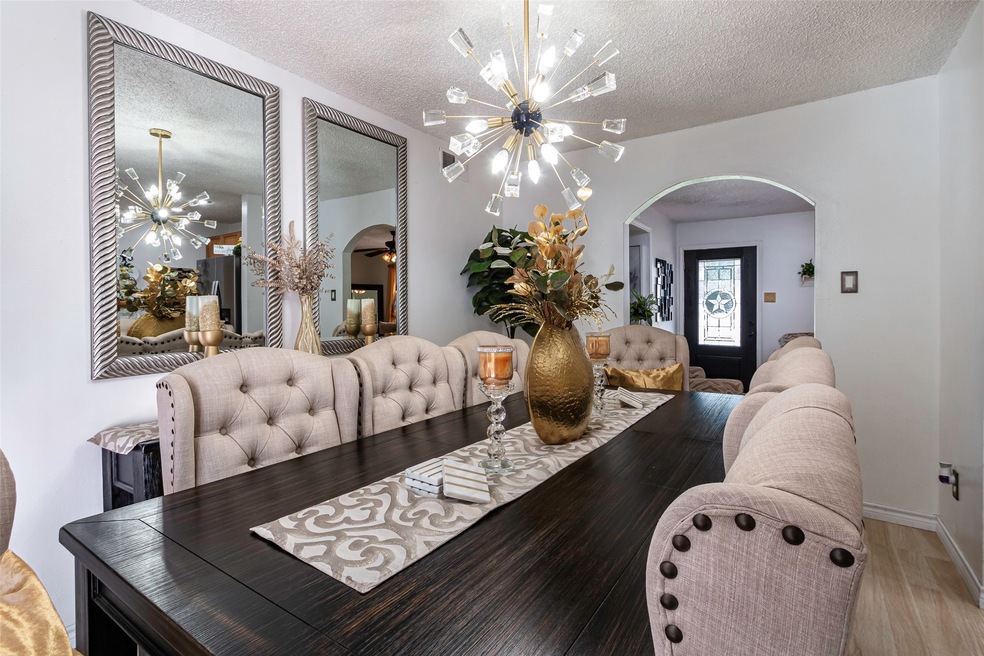 1709 Mockingbird Ln, Denison, TX 75020 - photo 1