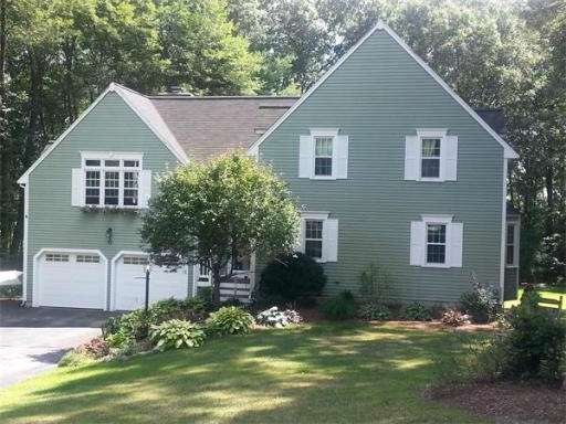 8 Crestview Dr, Mendon, MA 01756 - photo 1