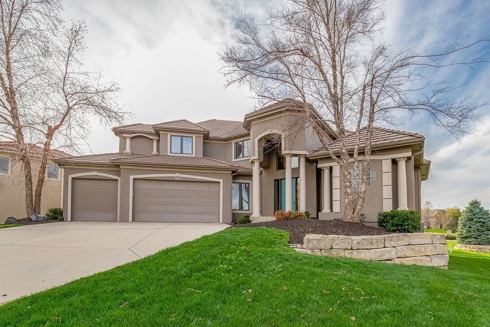 8934 Quail Ridge Ln, Lenexa, KS 66220 - photo 1