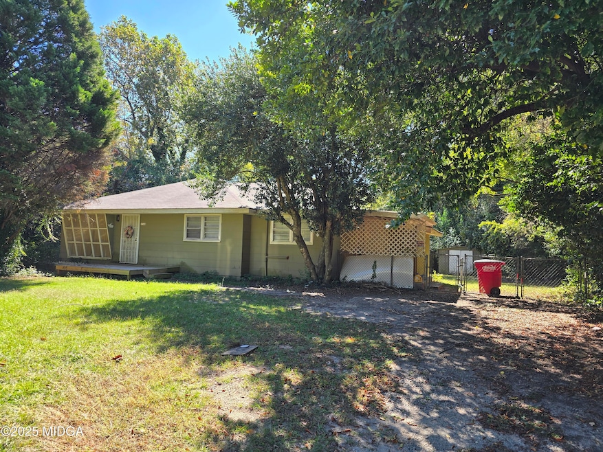 2768 Nancy Dr, Macon, GA 31206 - photo 1