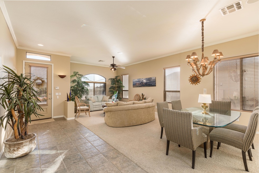 10204 E Circle Stone (7 of 31)