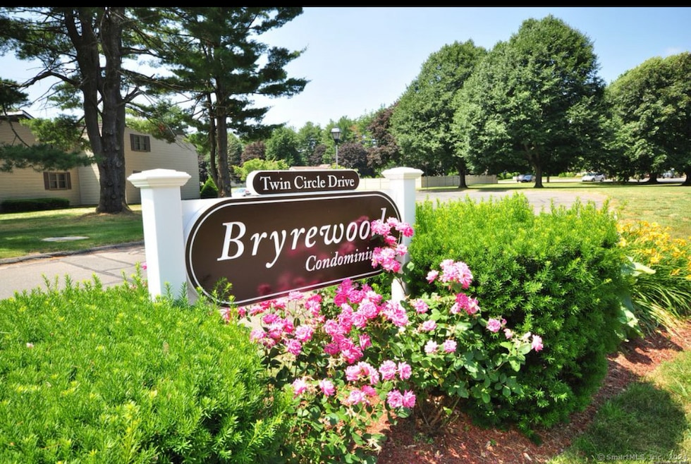 507 Twin Circle Dr unit 507, South Windsor, CT 06074 - photo 1