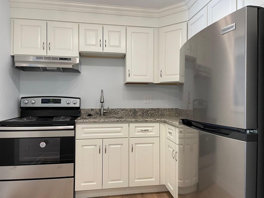 37 Fountain Ln unit 4, South Weymouth, MA 02190 - photo 1