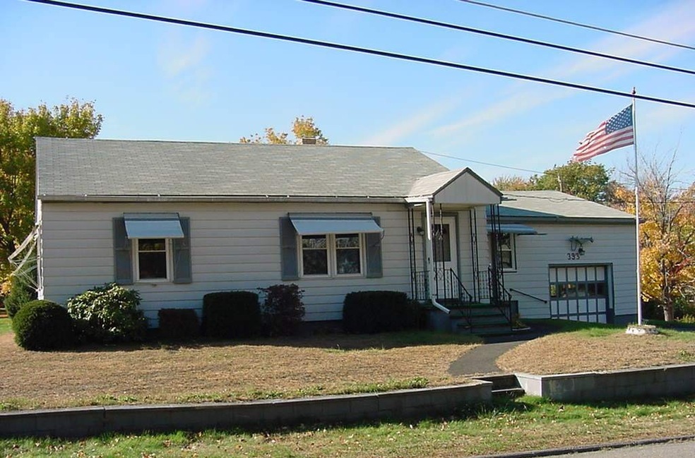 393 Shea St, Fitchburg, MA 01420 - photo 1