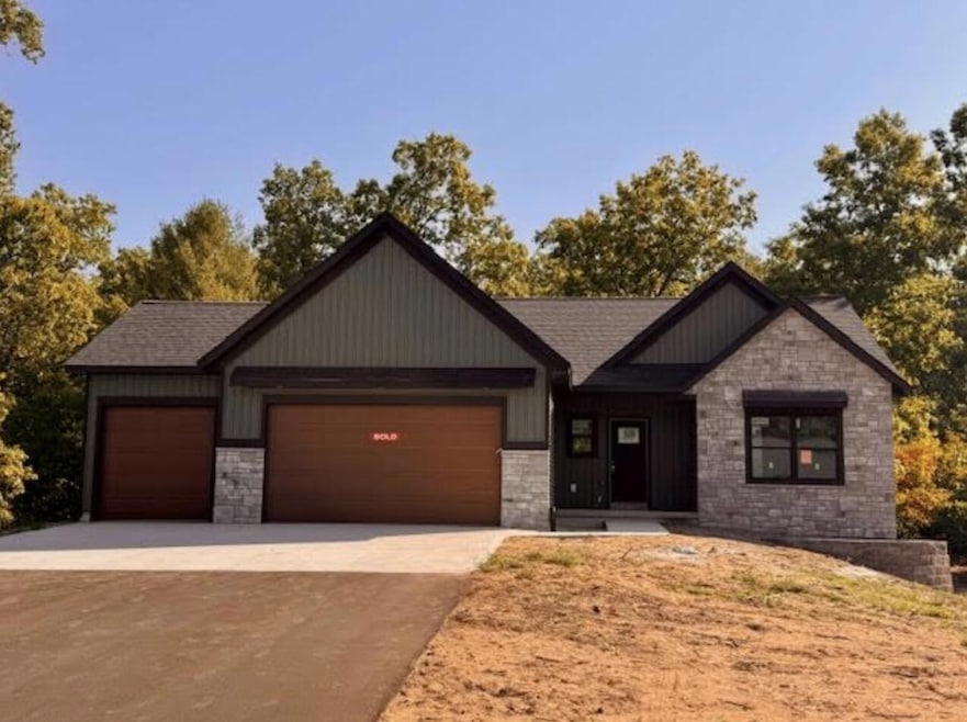 Sold $463,900 • Co-Listing Agent