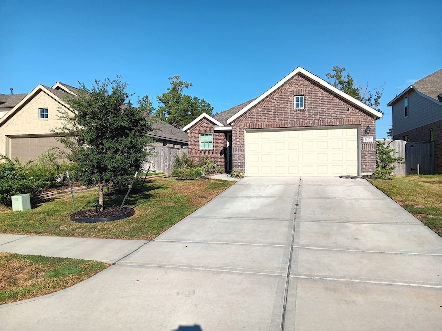 19320 Villa Mesa Dr, New Caney, TX 77357 - photo 1
