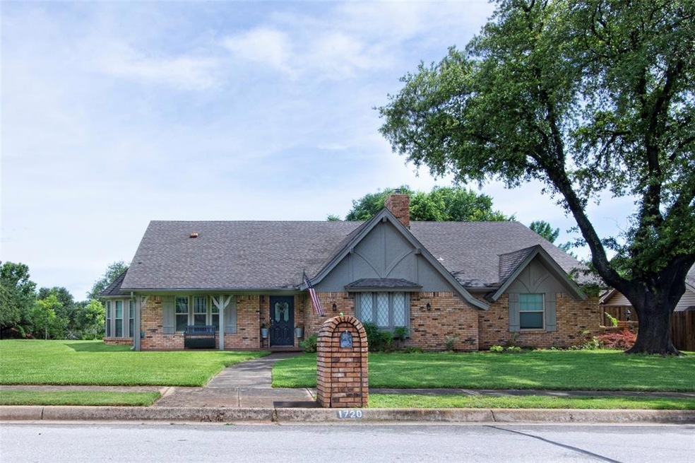 1720 Wimbleton Dr, Bedford, TX 76021 - photo 1