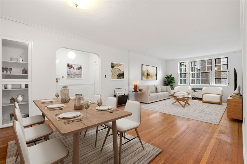 Puritan Arms unit 211, Cambridge, MA 02138 - photo 1