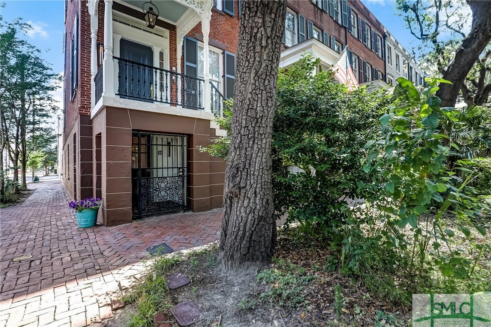 29 E Jones St unit ground, Savannah, GA 31401 - photo 1