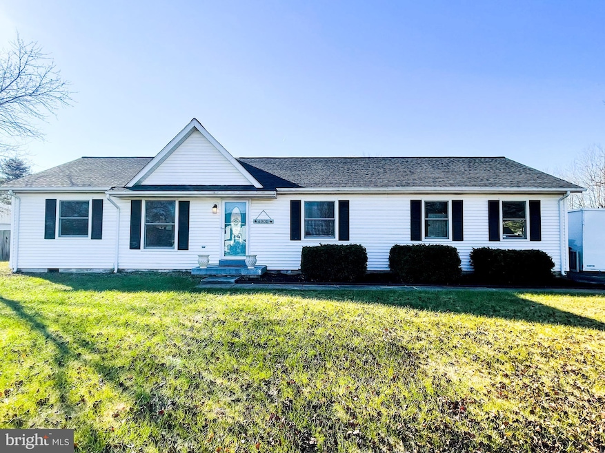 6905 Persimmon Ct, Bealeton, VA 22712 - photo 1