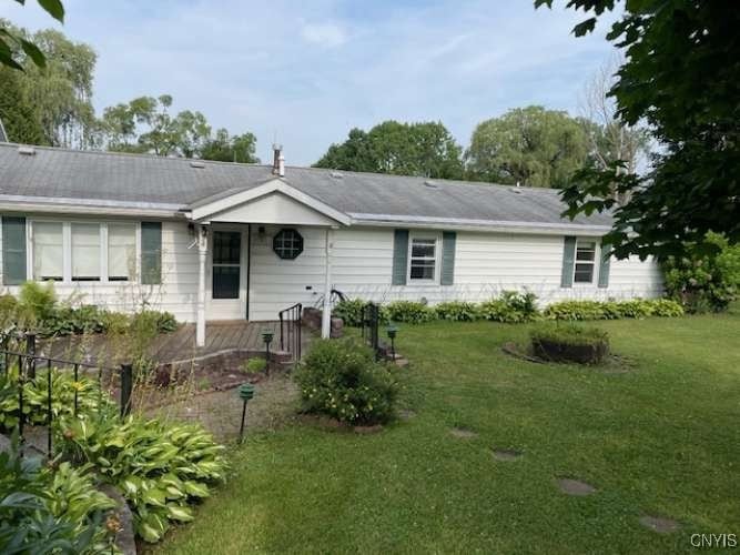 4745 Cedarvale Rd, Syracuse, NY 13215 - photo 1