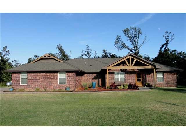 17543 Fishmarket Rd, McLoud, OK 74851 - photo 1