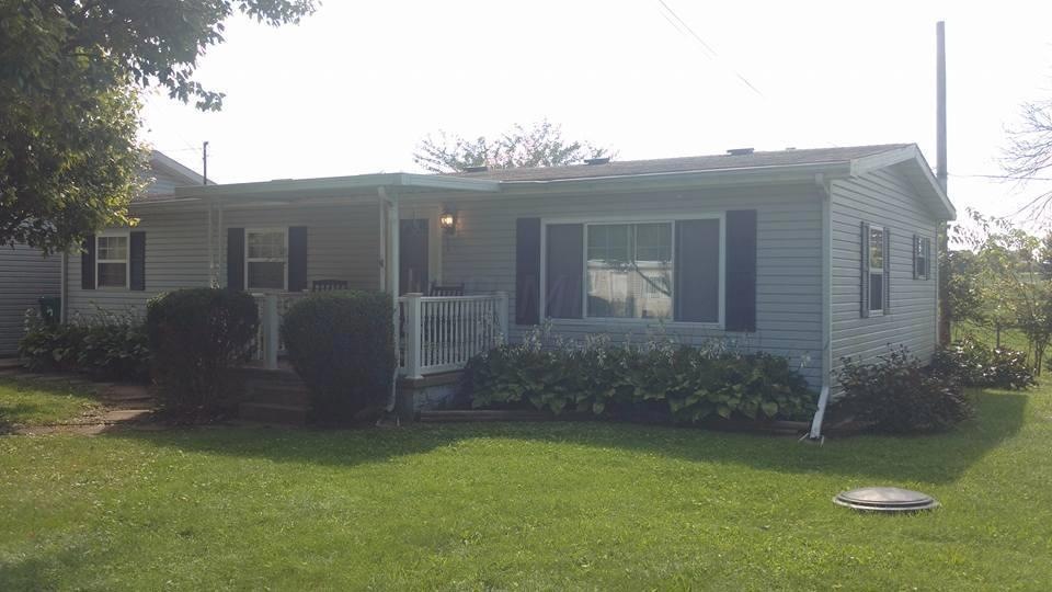 430 Coshocton Ave, Thornville, OH 43076 - photo 1