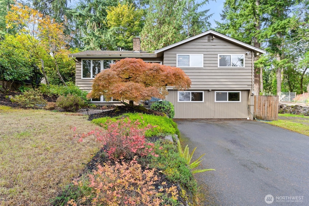 Pending $960,000 • Co-Listing Agent