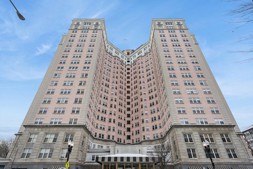 Edgewater Beach Apartments unit 602, Chicago, IL 60640 - photo 1