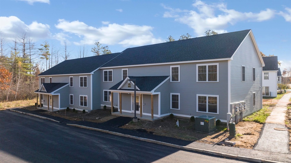 11 Miami Way unit B, Rochester, NH 03867 - photo 1