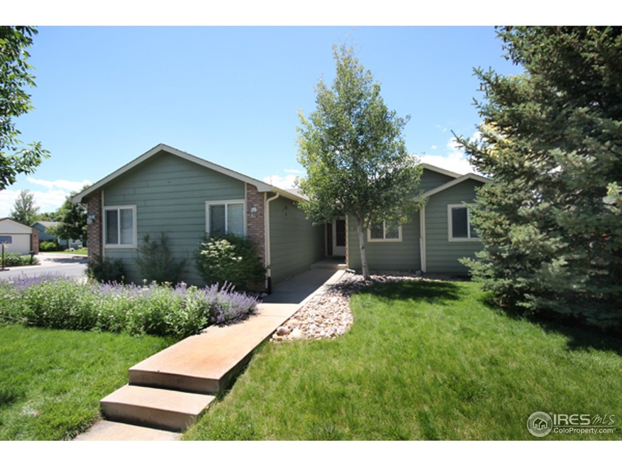 Welcome to 7359 View Pointe Circle