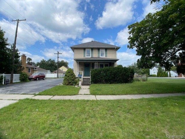 1517 Court St, Port Huron, MI 48060 - photo 1