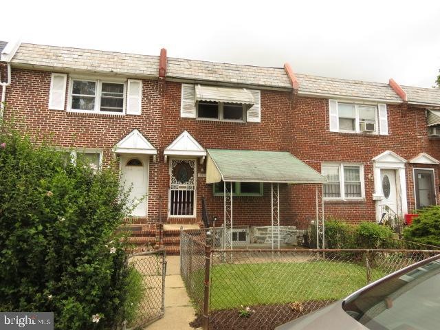 337 Mulberry St, Darby, PA 19023 - photo 1