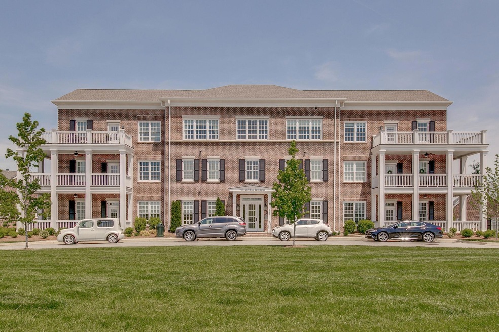 The poplular Kristan Town Center Building, only unit currently for sale! 