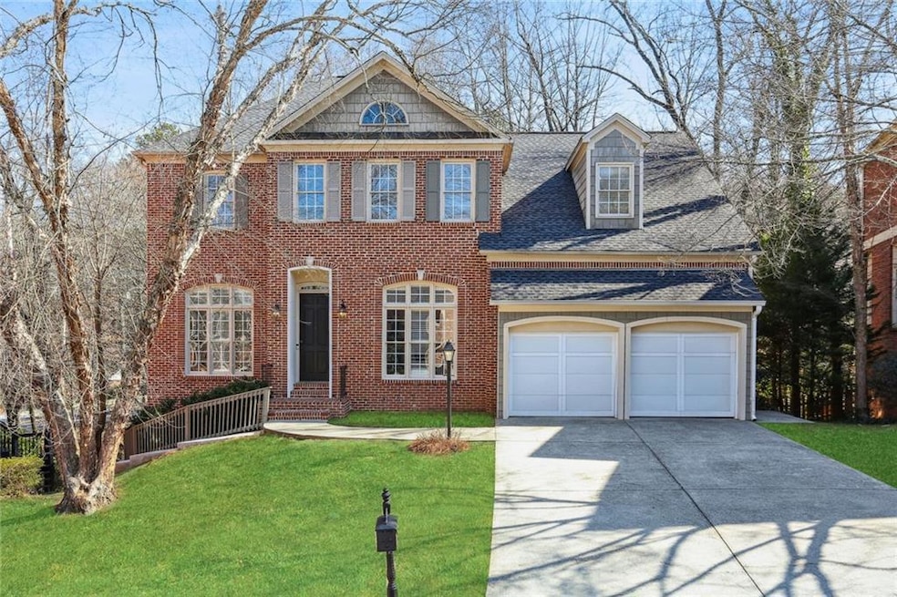 Beautiful 4-sided brick home in Brookhaven