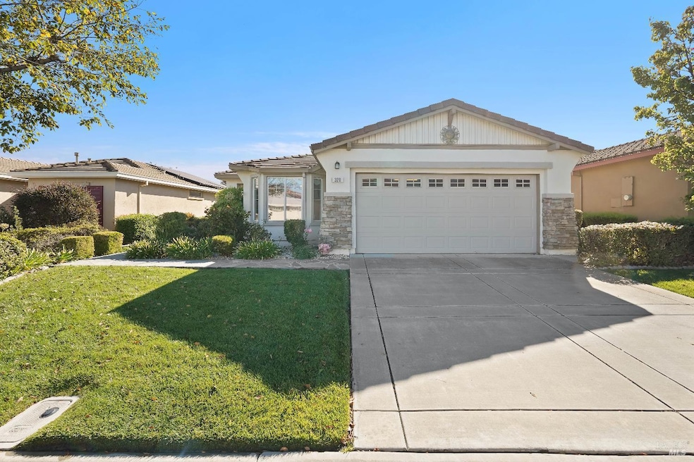 320 Spyglass Dr, Rio Vista, CA 94571 - photo 1